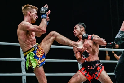 Thêm võ sỹ có gốc gác Việt thắng ở ONE Championship