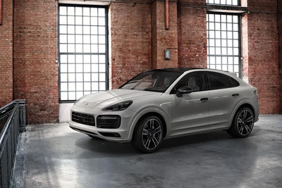 Chiếc Porsche Cayenne Coupe đầu tiên của Porsche Exclusive