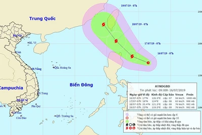 Xuất hiện áp thấp nhiệt đới gần Biển Đông