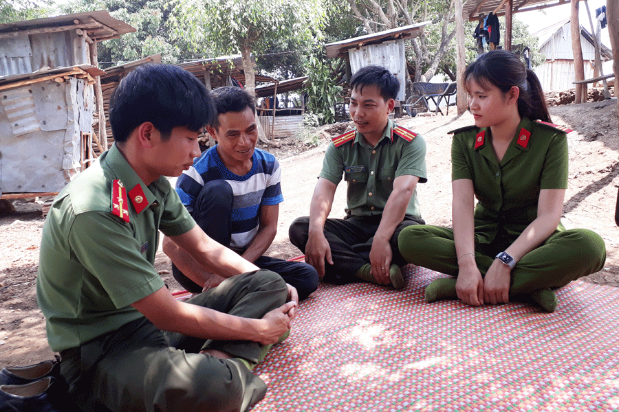 Cuộc sống mới ở Kuk Kôn, Kuk Đak