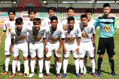 U17 HA.GL bị chia điểm trong ngày ra quân