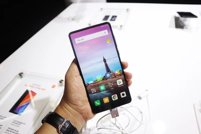 Smartphone cao cấp nhất của Xiaomi về Việt Nam, giá 13 triệu đồng