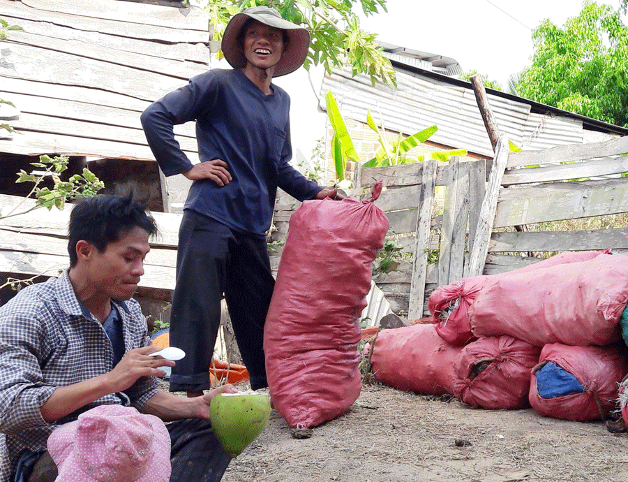 Mưu sinh nơi đồng bãi