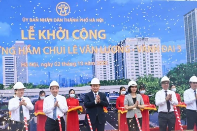 Khởi công dự án xây dựng hầm chui Lê Văn Lương-Vành đai 3