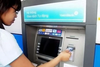 Quy định mới về trả lương qua thẻ ATM từ 2021