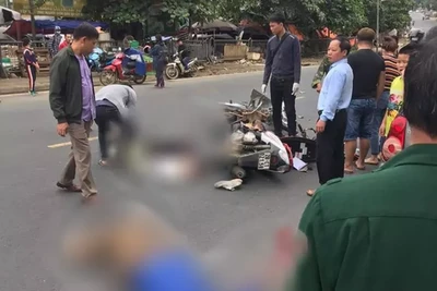 CLIP: Nam thanh niên phóng xe vun vút tông chết người đàn ông đi xe máy