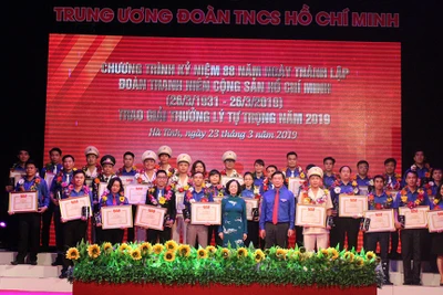 Công bố 94 cán bộ Đoàn được Giải thưởng Lý Tự Trọng năm 2022