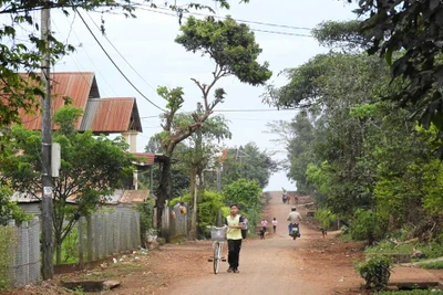 Rơ Lan Bơnh: Cán bộ "Dân vận khéo"