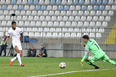 Anh hoà Croatia trong ngày vô duyên của Rashford