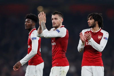 Arsenal sớm giành vé vào vòng knock-out Europa League