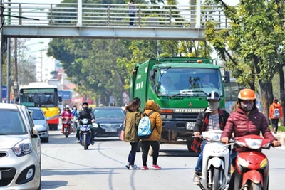 Người đi bộ sai luật có thể bị phạt tù đến 15 năm từ 1-1-2018