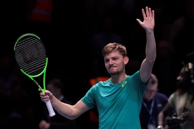 Hạ Dominic Thiem, Goffin vào bán kết ATP Finals