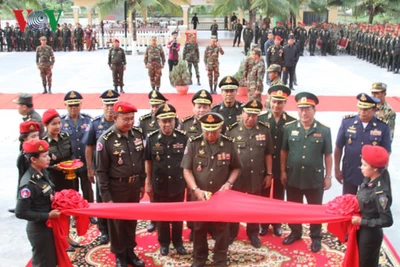 Quân đội Campuchia khánh thành công trình do Việt Nam tài trợ