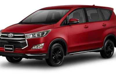 Toyota Innova mới giá từ 712 triệu đồng