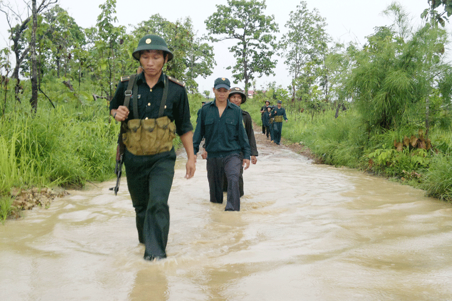 Củng cố thế trận biên phòng toàn dân