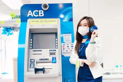 ACB Gia Lai đưa vào hoạt động máy giao dịch tự động thế hệ mới