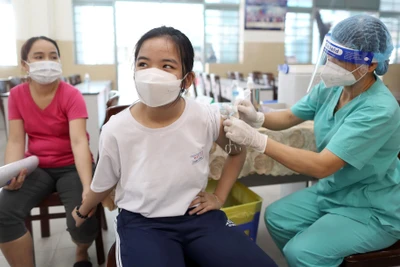 TP. Hồ Chí Minh: Mở thêm điểm tiêm vắc xin phòng Covid-19 cho trẻ