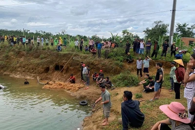 Đắk Lắk: 2 anh em sinh đôi chết đuối thương tâm