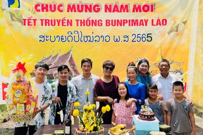 Tình mẹ không biên giới