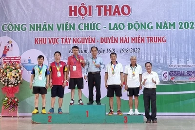 Công ty Cao su Chư Prông giành giải nhất toàn đoàn Hội thao ngành Cao su khu vực II