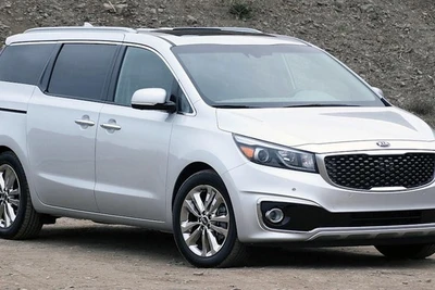 Kia triệu hồi xe Sedona và Sorento vì lỗi cần số