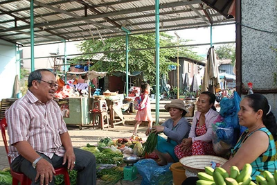 Ngôi chợ hàng rong của ông Năm Hấp