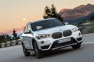 Lô xe BMW mới do Thaco nhập khẩu đã về cảng