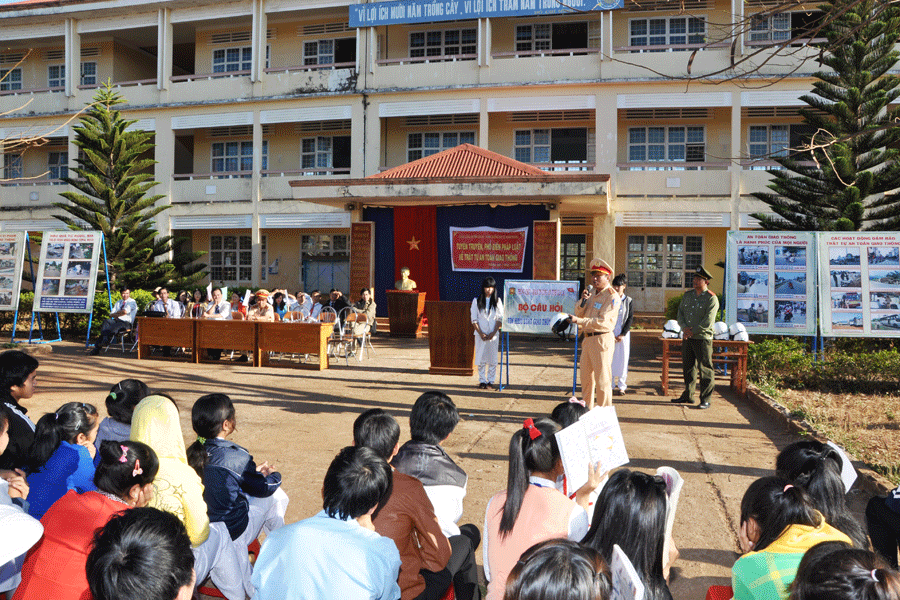 Gia Lai: Bảo đảm an toàn giao thông cho học sinh