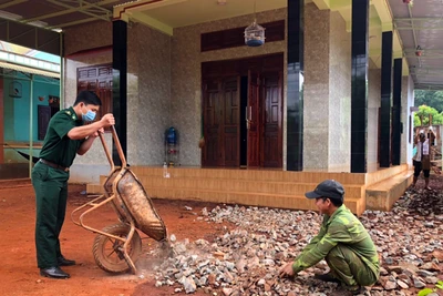 Học Bác để luôn gần gũi, gắn bó với nhân dân