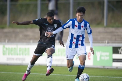 Bầu Hiển im lặng, SC Heerenveen lo sốt vó về tương lai Đoàn Văn Hậu