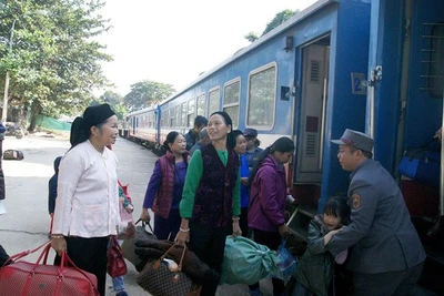 Những chuyến tàu hoài cổ: Tàu cũ chở người hoài niệm