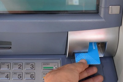 Sắp có thẻ ATM gắn chip đầu tiên ở Việt Nam