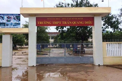 Thông tin bất ngờ về nguyên nhân nam sinh đánh thầy giáo nhập viện