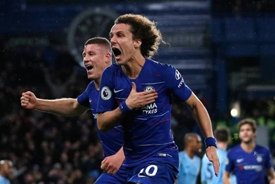 Thua Chelsea, Man City mất ngôi đầu vào tay Liverpool