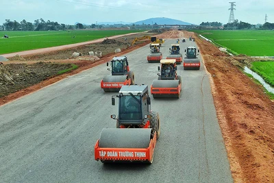 Áp lực giải ngân vốn đầu tư công các dự án giao thông