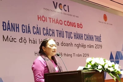 1/10 doanh nghiệp cho biết phải đút lót cho cán bộ thuế