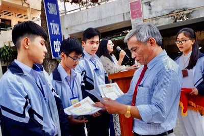 Người thầy suốt đời vì sự nghiệp trồng người