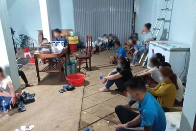 Công an Đắk Nông triệt phá tụ điểm đánh bạc, thu giữ 380 triệu đồng