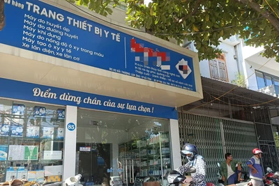 Khởi tố, tạm giam giám đốc nâng khống giá thiết bị y tế để trục lợi