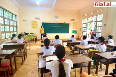 Gia Lai: Học sinh "vùng xanh" phấn khởi đến trường