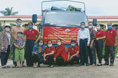 Chư Păh và Kbang chuyển trên 10 tấn hàng hỗ trợ người dân TP. Hồ Chí Minh, 2 tỉnh Bình Dương, Đồng Nai