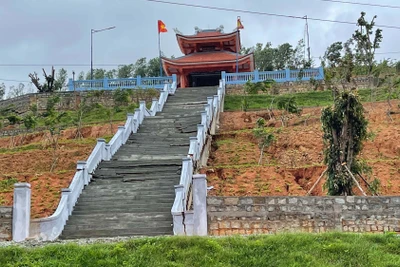 Đắk Lắk: Đài tưởng niệm liệt sĩ sụt lún, hư hỏng nghiêm trọng sau vài trận mưa