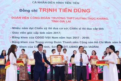 Thầy giáo Trịnh Tiến Dũng: Sáng tạo để cuốn hút học sinh