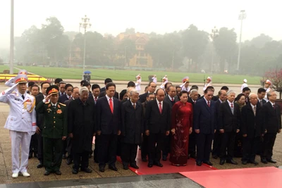 Lãnh đạo Đảng, Nhà nước vào Lăng viếng Chủ tịch Hồ Chí Minh