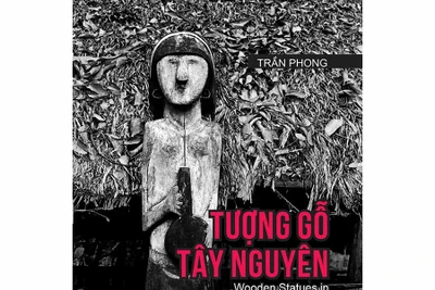 "Tượng gỗ Tây Nguyên": Lưu giữ vẻ đẹp thẳm sâu, rực rỡ