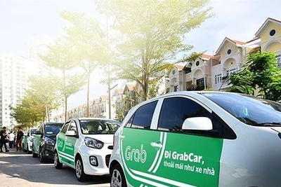 Ai hưởng lợi khi dừng thí điểm kinh doanh xe taxi công nghệ?