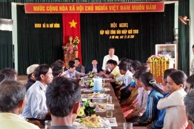 Gặp mặt và tặng quà các công dân chuẩn bị nhập ngũ 2018