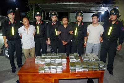 Phá đường dây ma túy "khủng', thu 120 bánh heroin