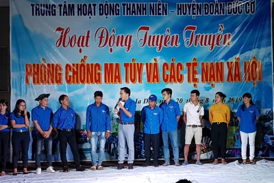 Tuyên truyền tác hại ma túy cho thanh niên xã Ia Đơk