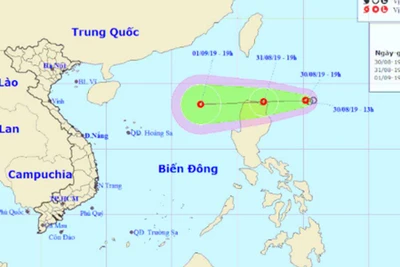 Bão số 4 vừa tan, áp thấp nhiệt đới mới lại hướng vào khu vực miền Trung